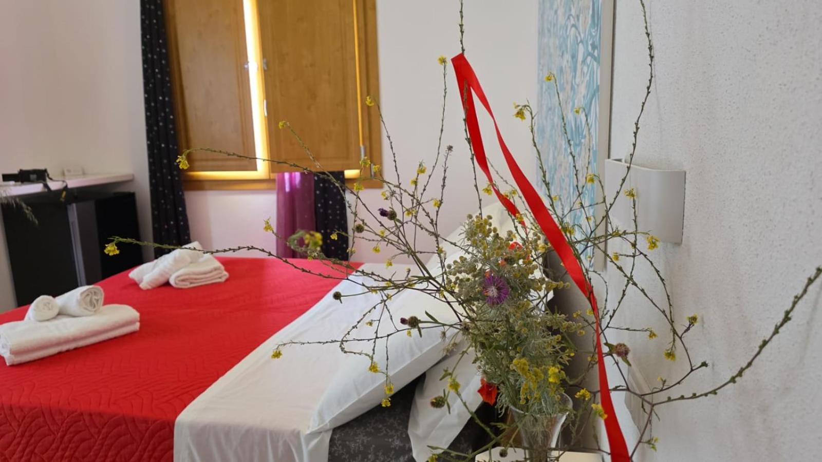 B. Sinis Bed & Breakfast Càbras Exterior foto